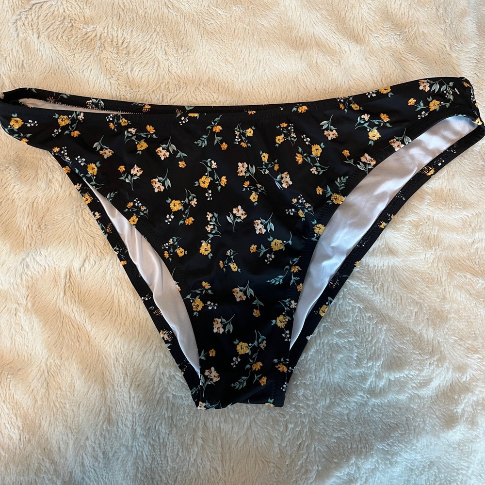Black High Waisted Bikini Top with yellow and green XL